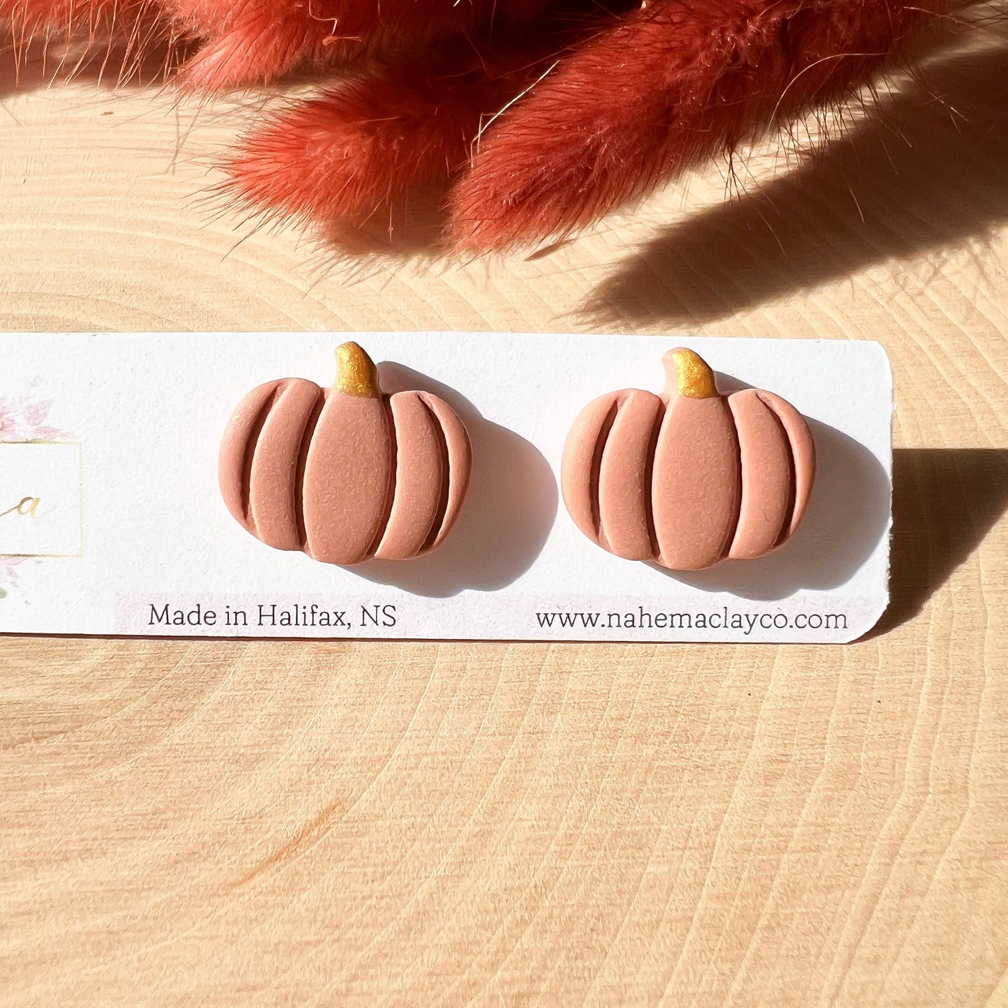 Chic Pumpkin Studs