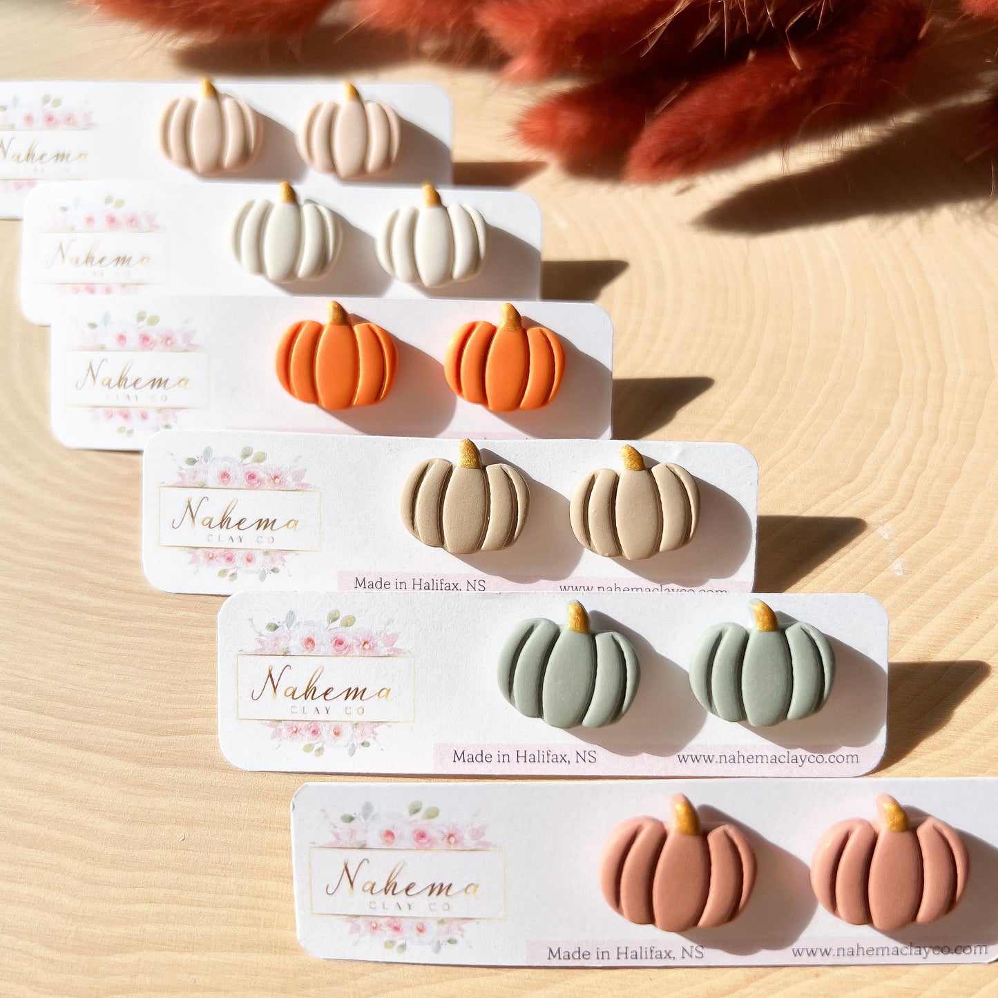 Chic Pumpkin Studs